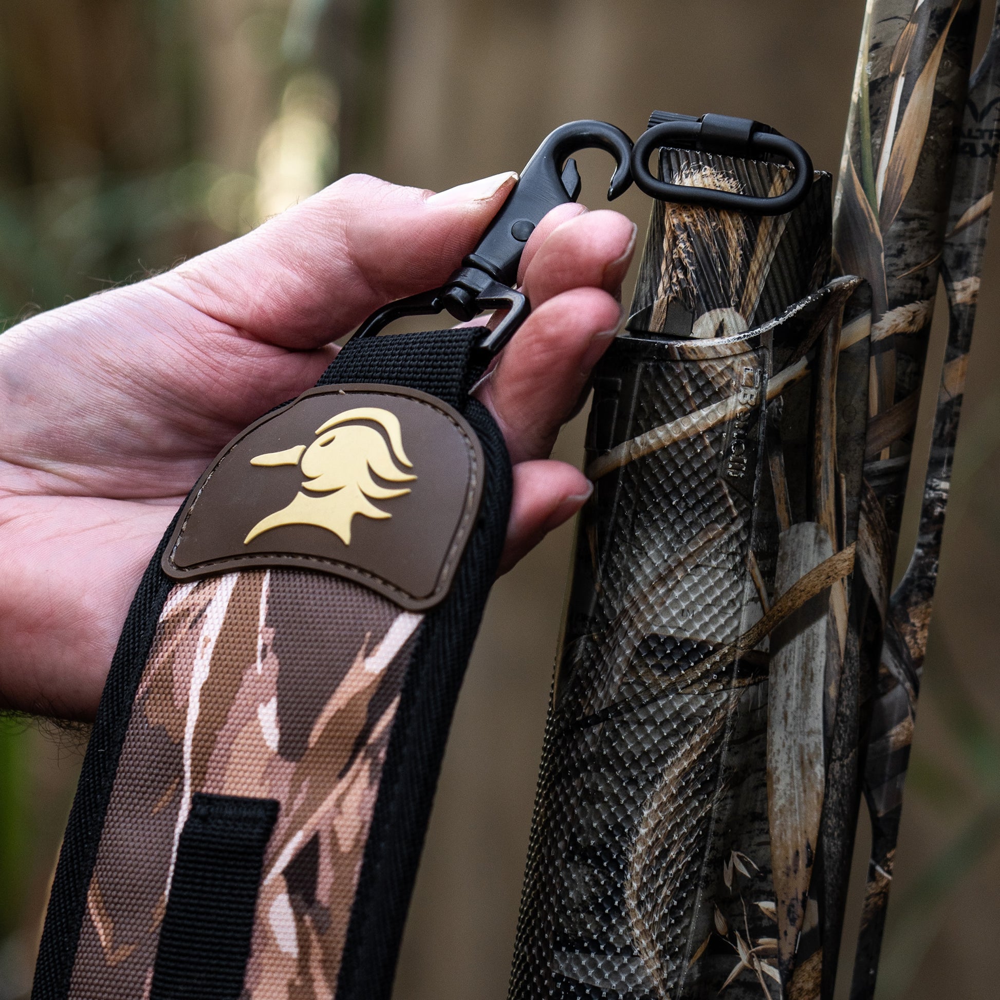 AVES Quick Connect Gun Sling refuge camo best waterfowl hunting  adjustable quick connect shotgun sling heavy duty metal clips