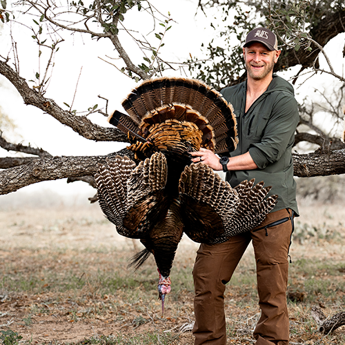 AVES Dot.Air Long Sleeve Hoodie Olive Green top-rated hunting gear lightweight 360 degree breathability turkey hunting 