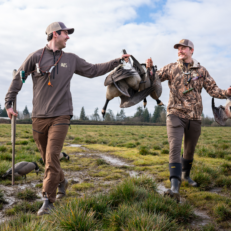 Aves midway 203 pullover brown 5-star goose hunting light weight half zip warm weather
