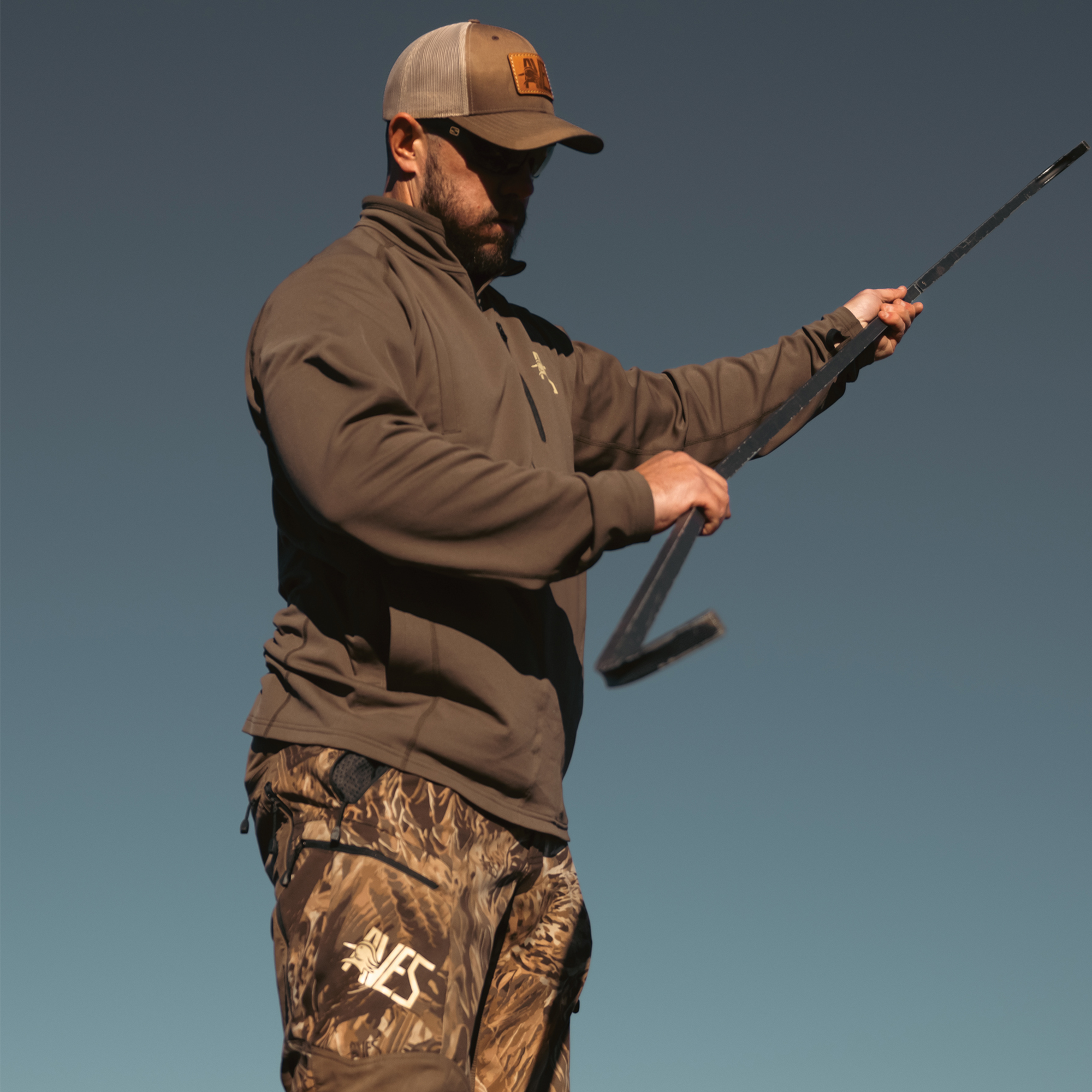 Aves midway 203 pullover brown top-rated duck hunting light weight half zip field work 
