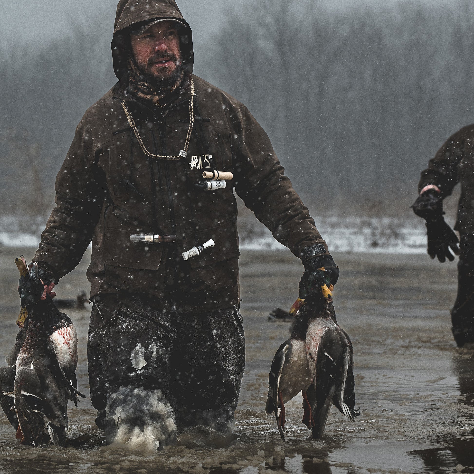 AVES Bering Jacket solid brown 5-star duck hunting  cold weather waterproof insulated coat waterproof