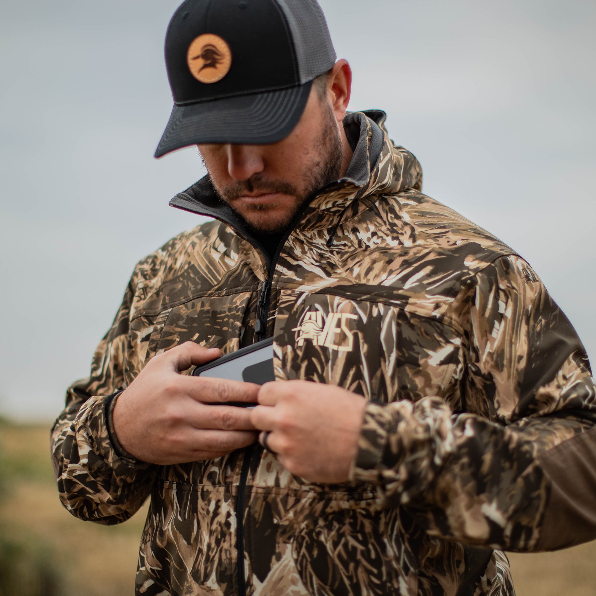 AVES drifter jacket camo 5-star waterfowl  mid-weight 4-way stretch outer layer jacket / coat phone pocket